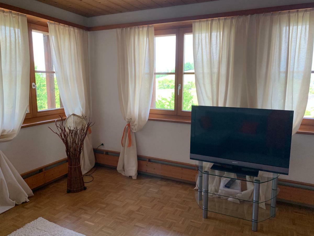 穆特稀住宿加早餐旅馆 Münchenwiler 外观 照片